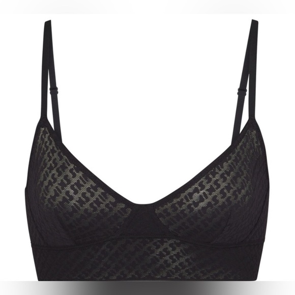 SKIMS| Lace Logo Pullover Bralette - Picture 4 of 4